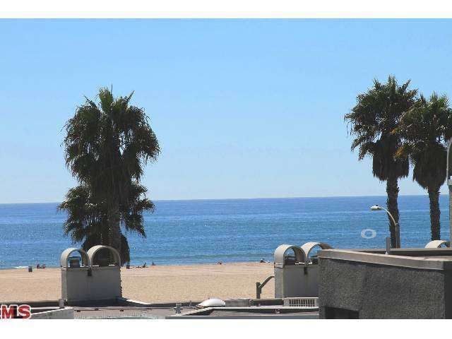 2960 Neilson Way #302, Santa Monica, CA 90405