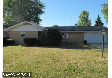 819 Heritage Ln, Anderson, IN 46013