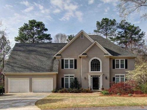 4631 Clary Lakes Drive, Roswell, GA 30075