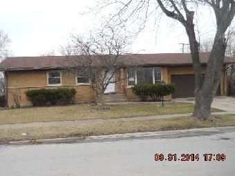 228 W. Normandy Dr., Chicago Heights, IL 60411