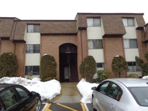 1004 Edison Glen Terr. #1004, Edison, NJ 08837