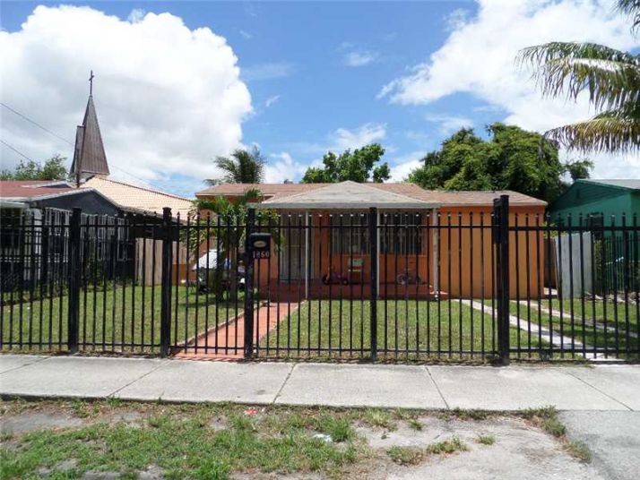 1860 NW 55 ST, Miami, FL 33142