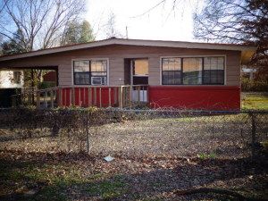 912 E. F St., Russellville, AR 72801