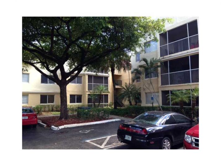 5740 ROCK ISLAND RD # 273-7, Fort Lauderdale, FL 33319