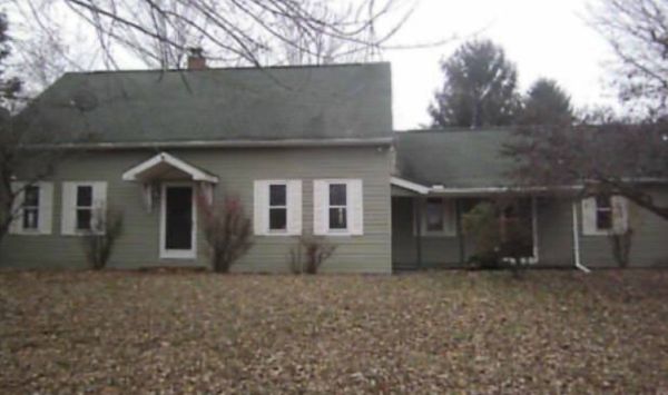 10656 Clinton, Manchester, MI 48158