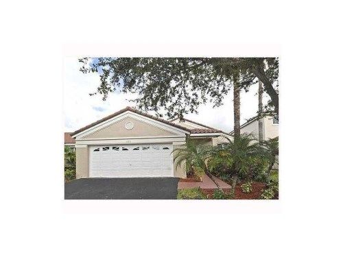 825 FALLING WATER ROAD, Fort Lauderdale, FL 33326