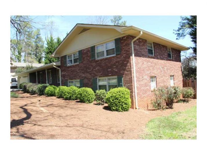 3363 Doyle Lane Sw, Marietta, GA 30060