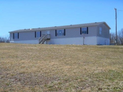 387 Hilltop Oaks Ln, Sparta, MO 65753