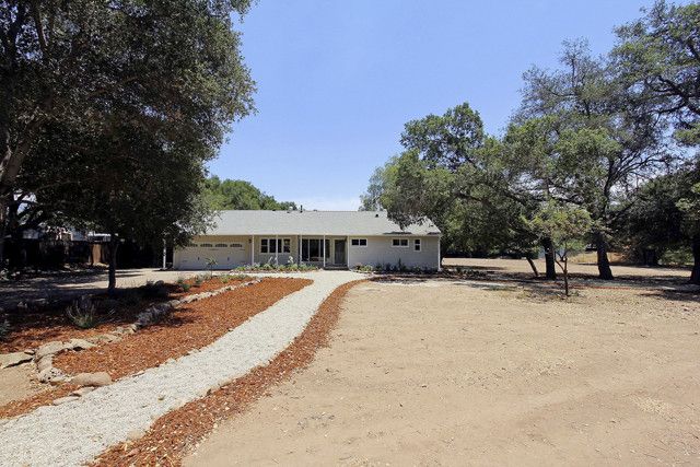 196 Lomita Ave, Ojai, CA 93023