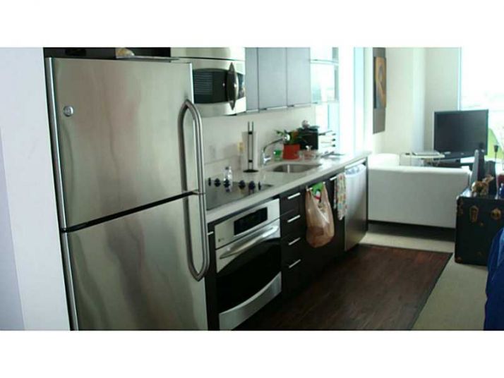 90 SW 3 ST # 2112, Miami, FL 33130