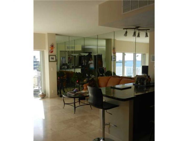 880 NE 69 ST # 7F, Miami, FL 33138