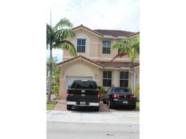 12472 SW 124 PA # 12472, Miami, FL 33186