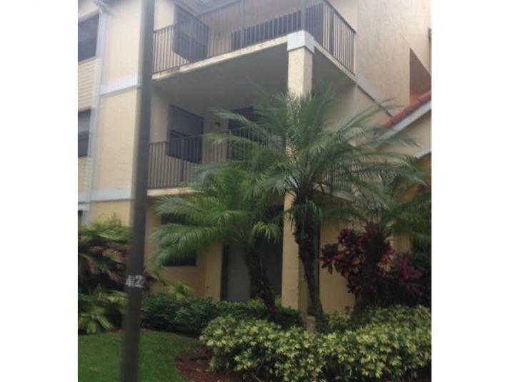 10131 W SUNRISE BL # 304, Fort Lauderdale, FL 33324