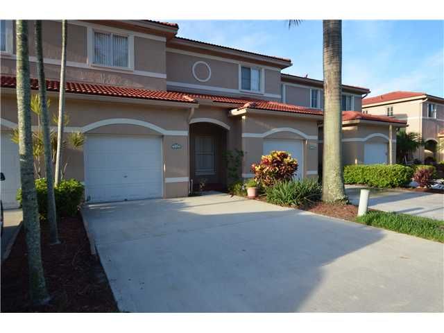 7722 N SOUTHWOOD CR, Fort Lauderdale, FL 33328