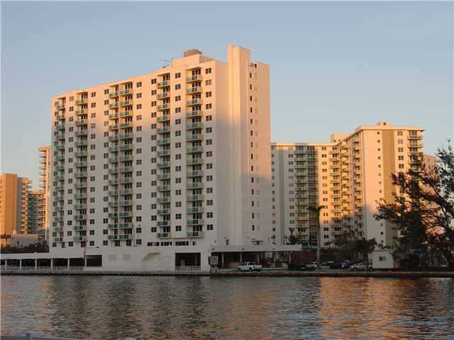 3000 S Ocean Dr # 1216, Hollywood, FL 33019