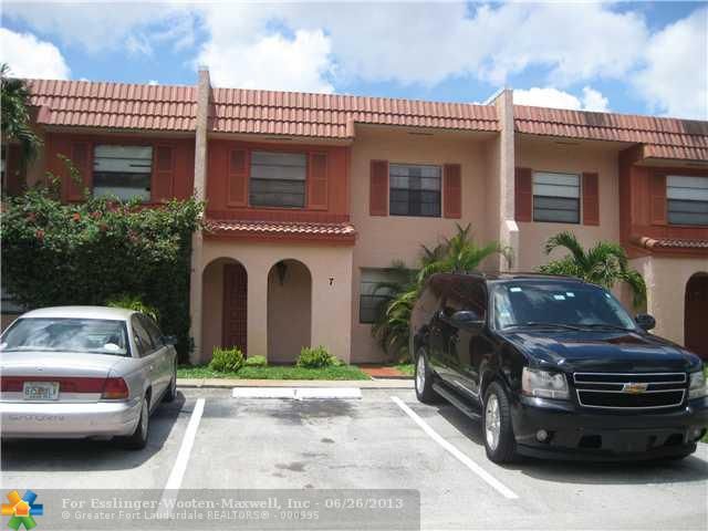 7 MATADOR LN # 2-28, Fort Lauderdale, FL 33324