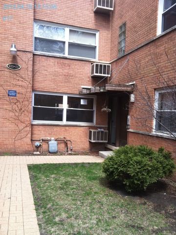 617 Case Pl Apt 1, Evanston, IL 60202