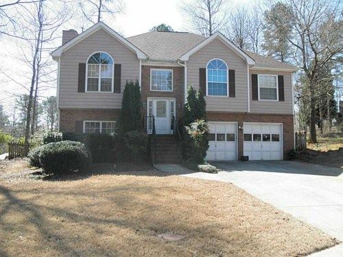 890 Wolf Springs Cove, Lawrenceville, GA 30043