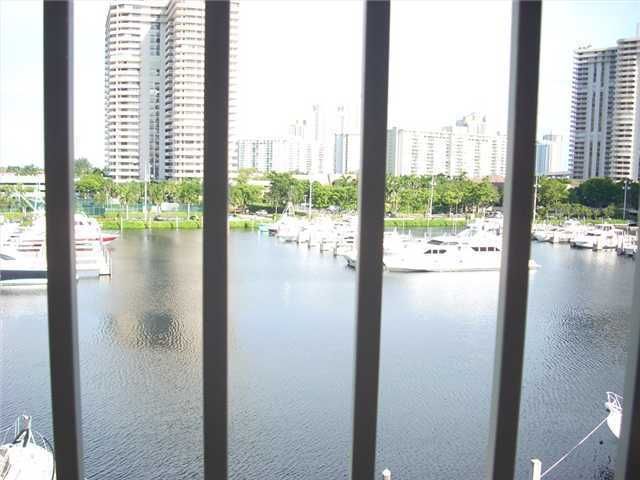 19877 E COUNTRY CLUB DR # 3602, Miami, FL 33180