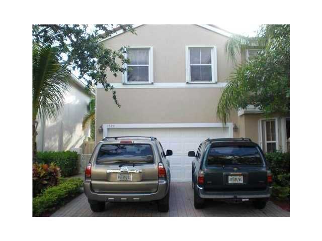 1720 SWEETBAY WY, Hollywood, FL 33019