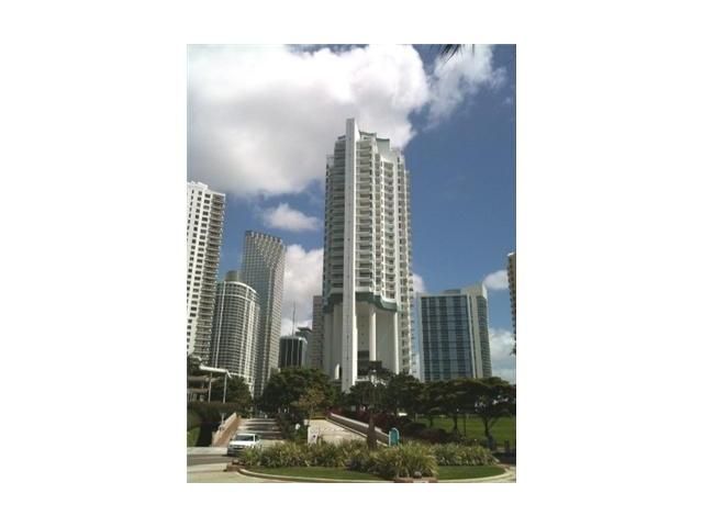 900 BRICKELL KEY BL # 1803, Miami, FL 33131