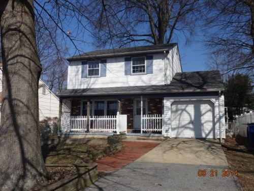 33 E Broadway, Maple Shade, NJ 08052