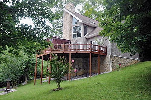 120 Trickling Water, Byrdstown, TN 38549