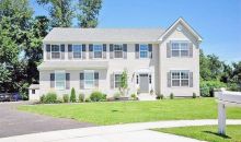 6 LIPTON LN Langhorne, PA 19047