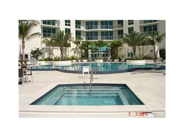 300 S BISCAYNE BLVD # T-1806, Miami, FL 33131