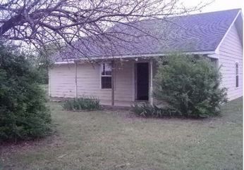 1906 Elizabeth St, Sherman, TX 75090