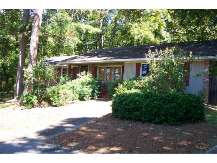 1122 Rockbridge Road, Stone Mountain, GA 30087