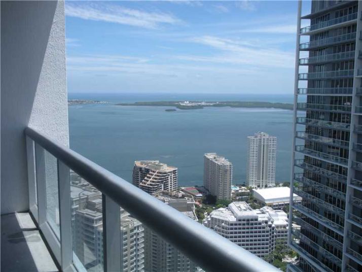 475 BRICKELL AV # 5211, Miami, FL 33131