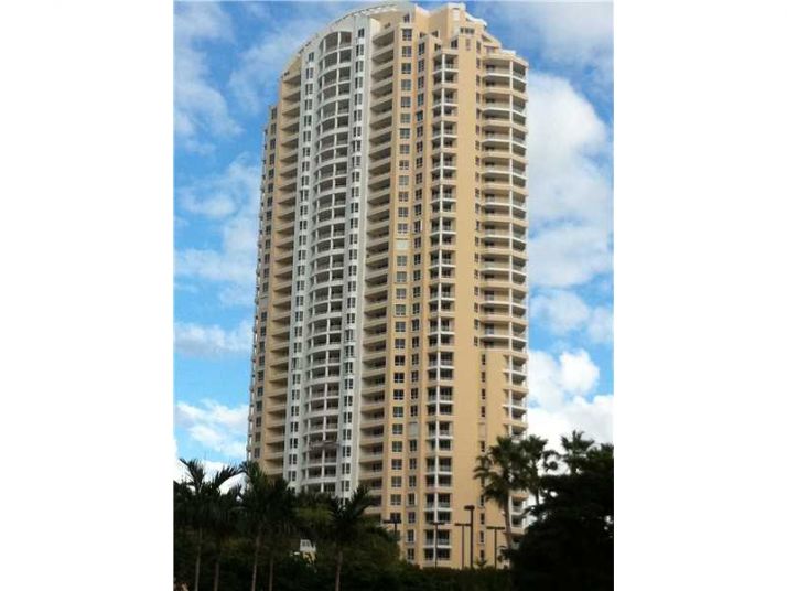 808 BRICKELL KEY DR # 2703, Miami, FL 33131