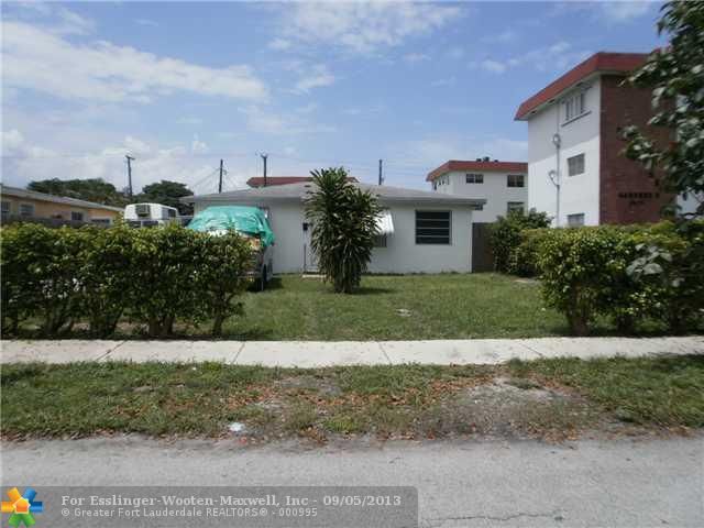 2417 LINCOLN ST, Hollywood, FL 33020