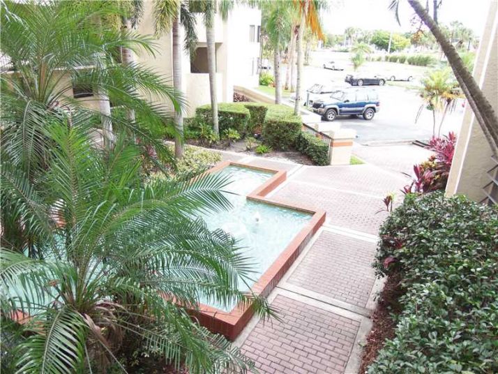 6475 W OAKLAND PARK BL # 205, Fort Lauderdale, FL 33313