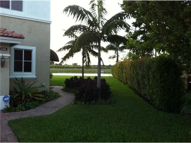 166 SE 22 AV, Homestead, FL 33033