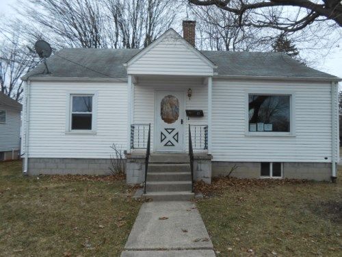 37 North Maple St, New Lebanon, OH 45345