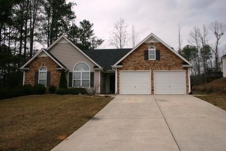 11 Fairwood Drive, Dallas, GA 30157