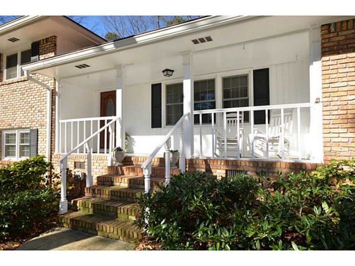 2356 Brookhurst Drive, Atlanta, GA 30338