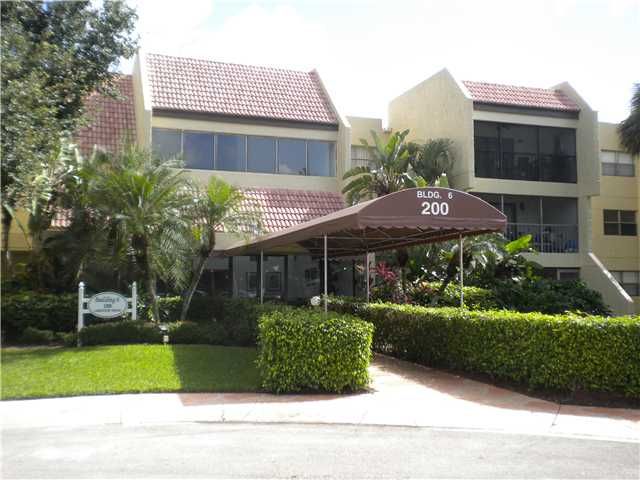 200 LAKEVIEW DR # 302, Fort Lauderdale, FL 33326