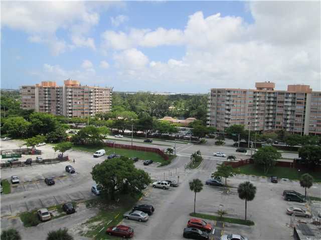 1301 NE MIAMI GARDENS DR # 913W, Miami, FL 33179