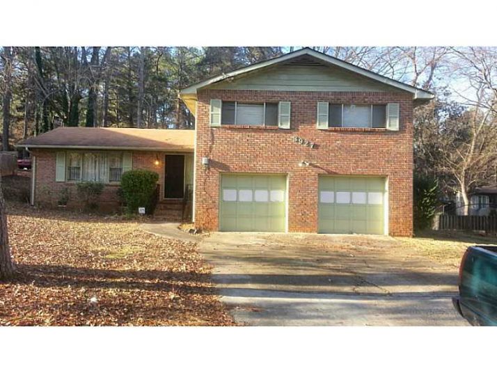 3927 Wildwood Lake Drive, Atlanta, GA 30331