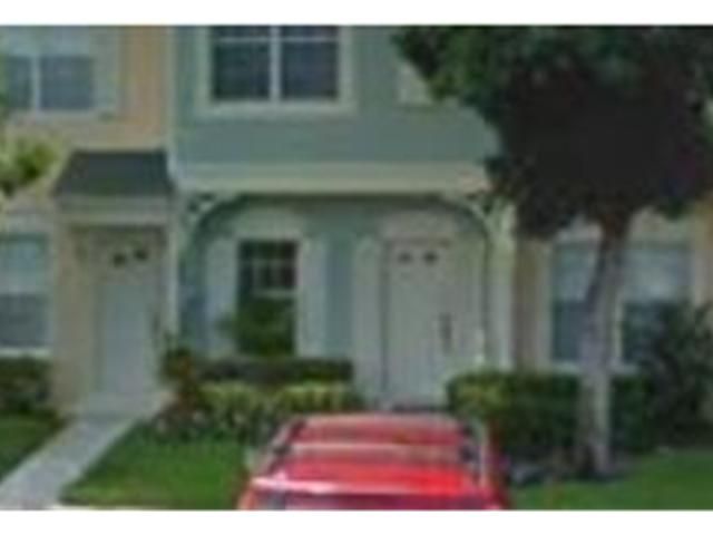 17 WHITEHEAD CR # 17, Fort Lauderdale, FL 33326