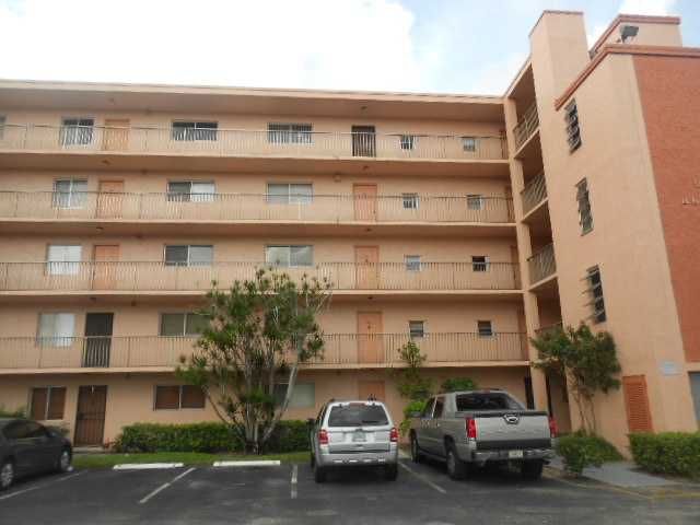 8600 N Sherman Cir Apt 503, Hollywood, FL 33025