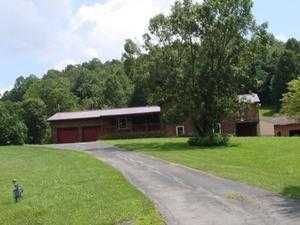 94 Hickory Dr, Jane Lew, WV 26378