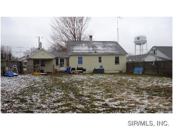 510 S Charles St, Steeleville, IL 62288