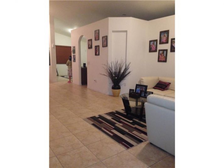 2148 SE 2 ST, Homestead, FL 33033