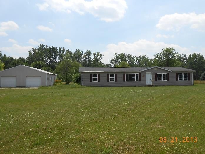 6711 E Bayou Rd, Darlington, IN 47940