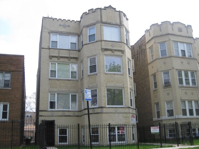 6331 N Francisco Ave, Chicago, IL 60659