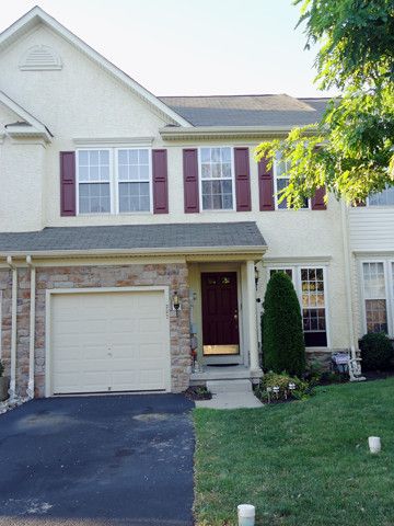 227 CREEKSIDE DR, Pottstown, PA 19464